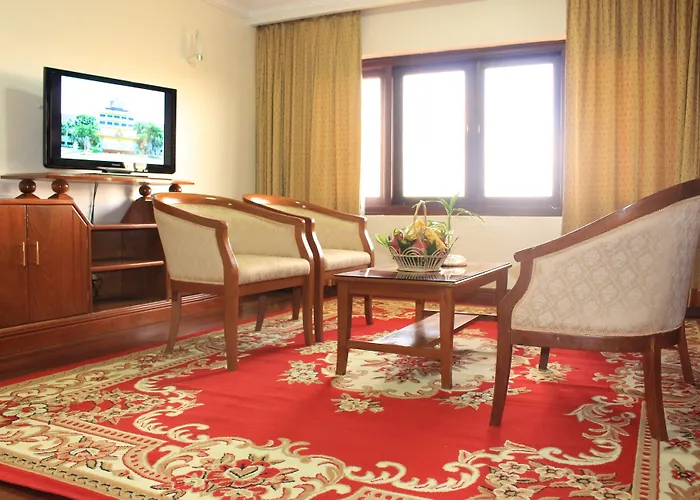 Angkor Hotel