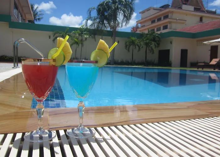 Hotel Angkor 4*