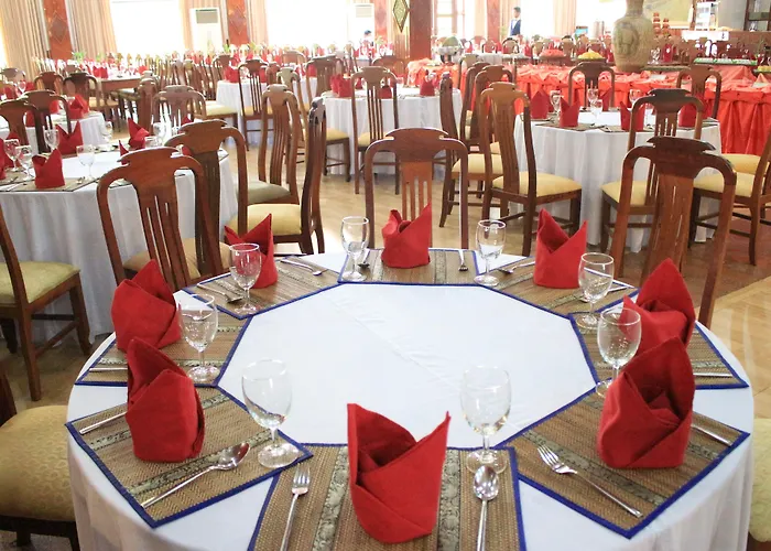 Hotel Angkor 4*