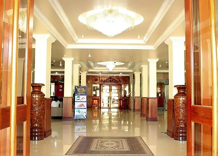 Angkor Hotel 4*