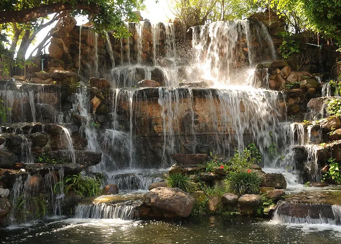 Angkor Hotel 4*