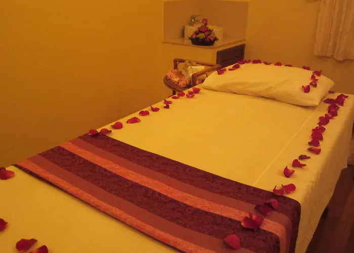 Hotel Angkor 4*